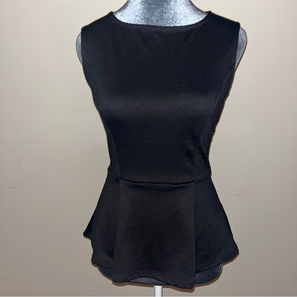 Forever 21 Black Sleeveless Peplum Top